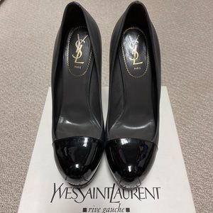 YSL Nappa/Vernice Soft Light Seppa/Nero  Tribtoo 105 Cap Pumps